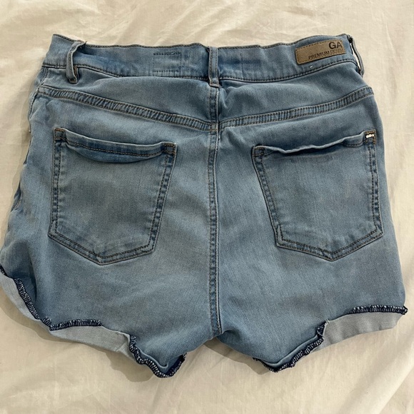 Garage short - Picture 2 of 2